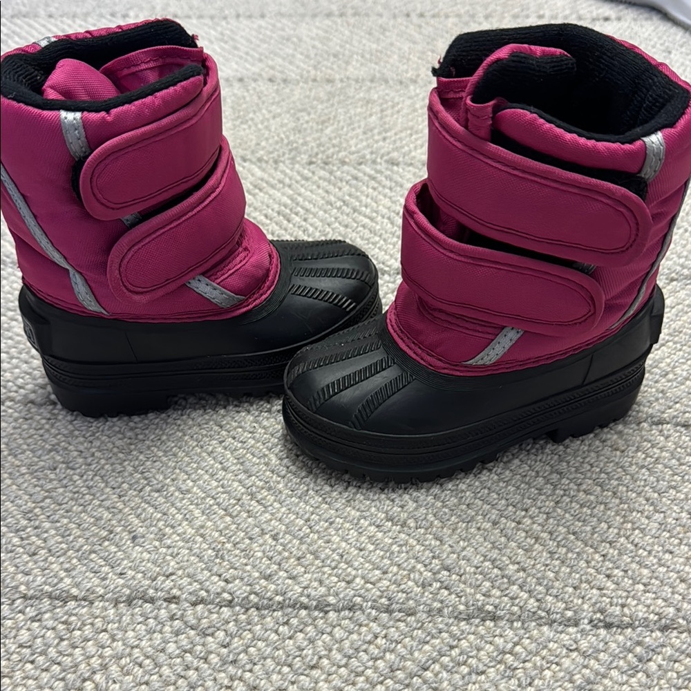 Kids Ranger Pink and Black Winter Boots size 5T